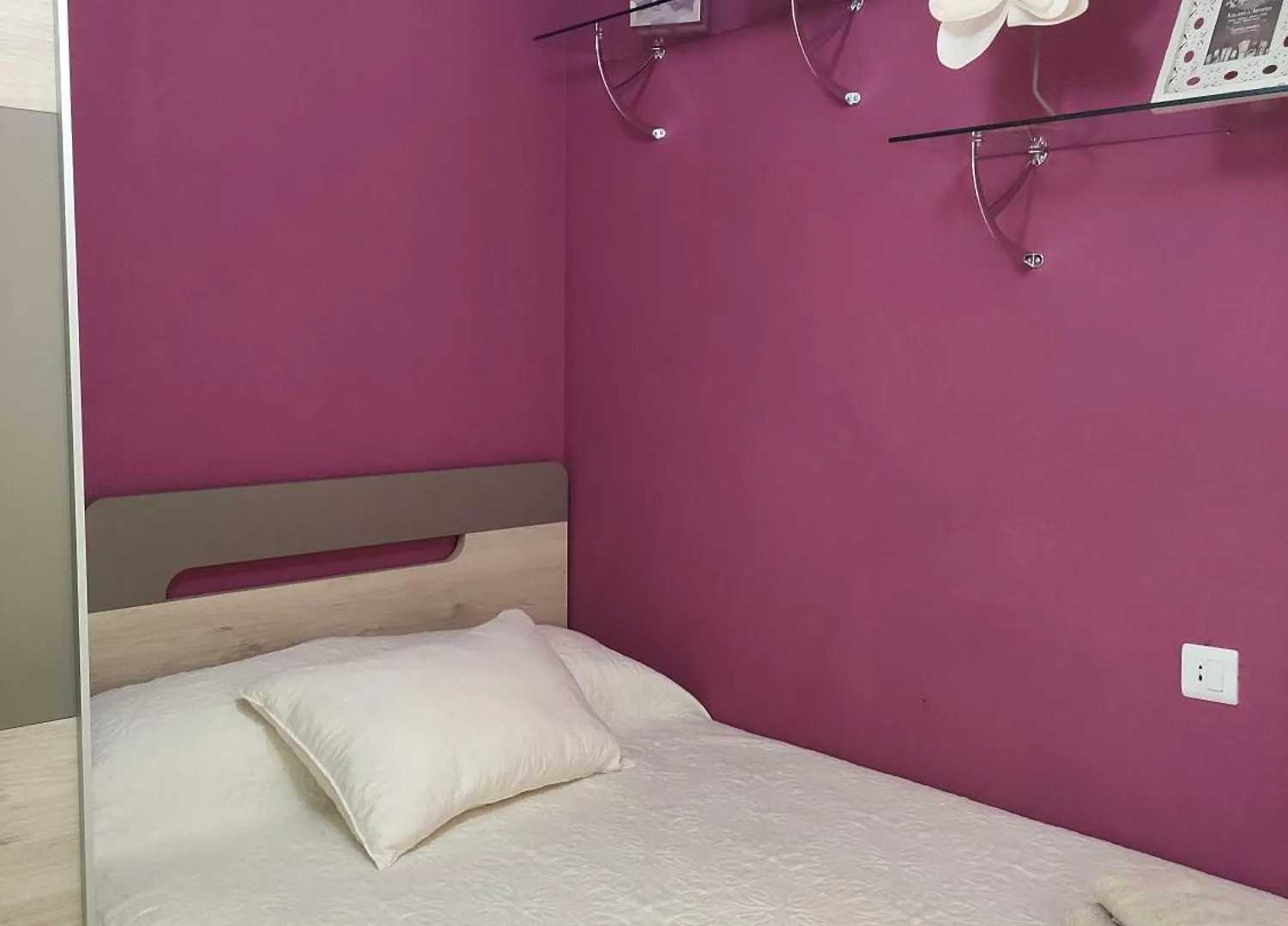 Isis Apartment Antequera 0*,  Spain
